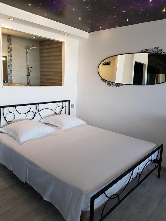 Studio Naturiste "Azur" Heliopolis C 64 Агд Экстерьер фото